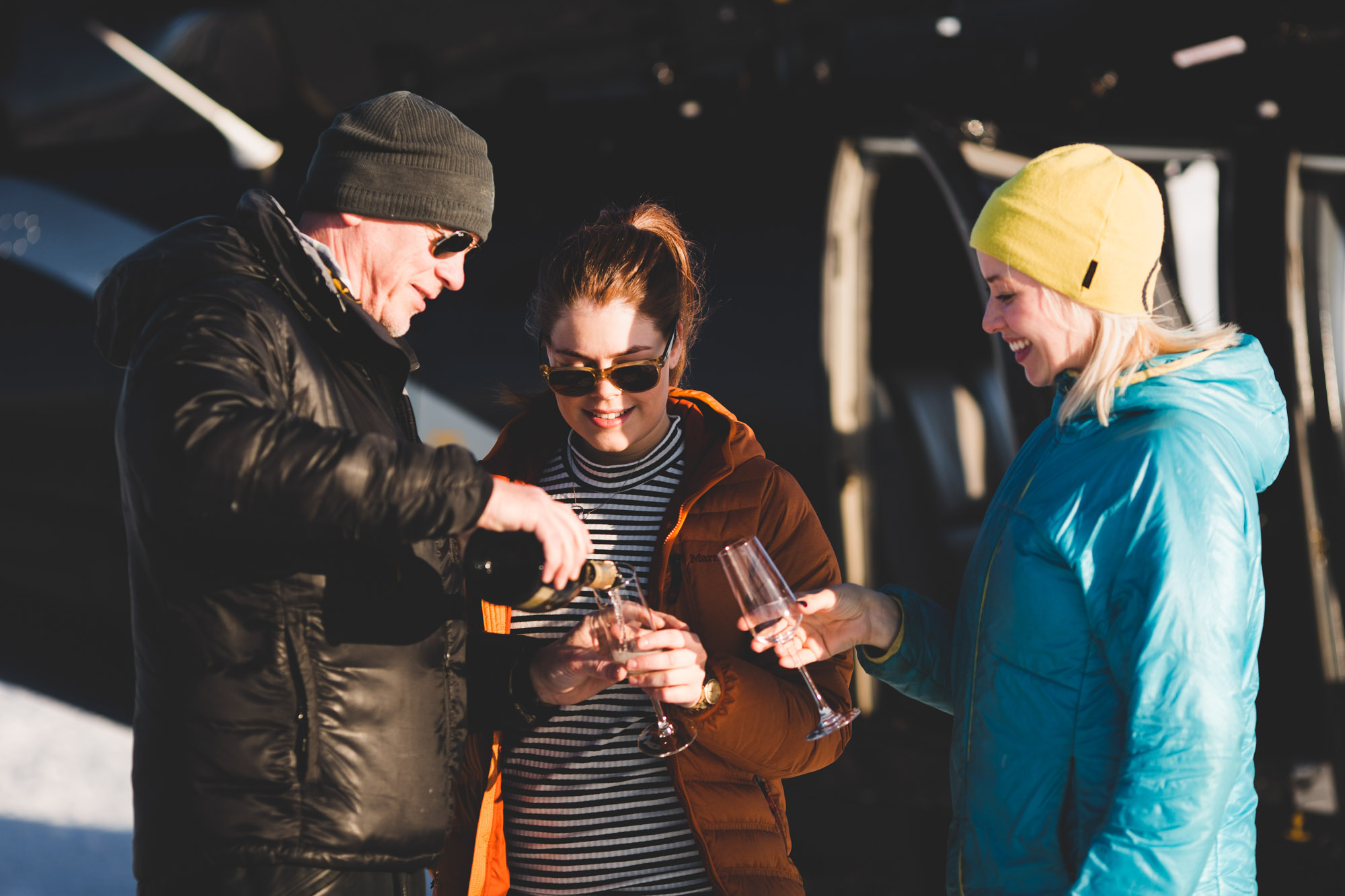 雷克雅未克直升机观景团